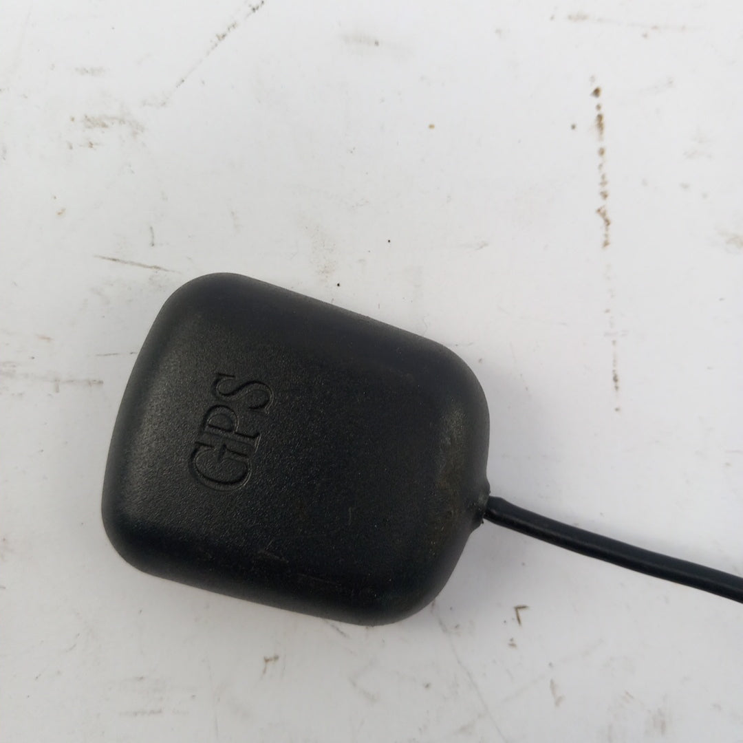 GPS антена неоригинална Opel Astra H 1,8 GTC