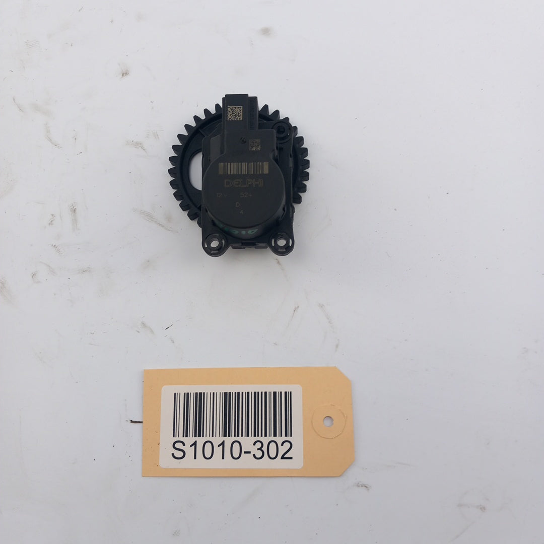 Моторче клапи климатик/парно 52437251 Opel Meriva B