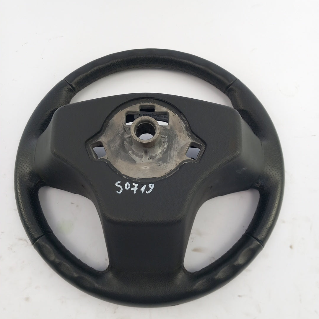 Волан кожен мултифункционален Opel Corsa D 1,2 White