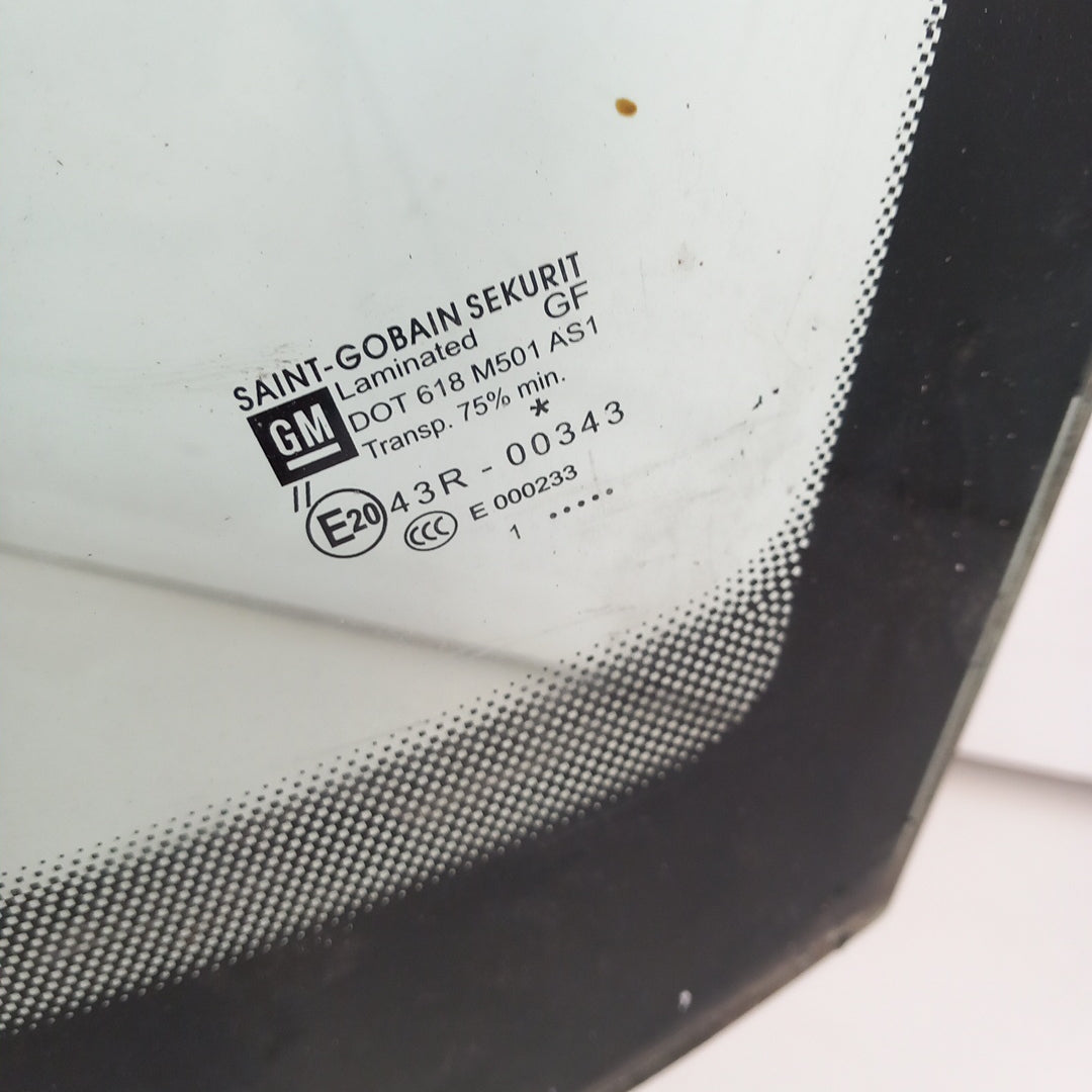 Предно стъкло Opel Corsa D 3 врати
