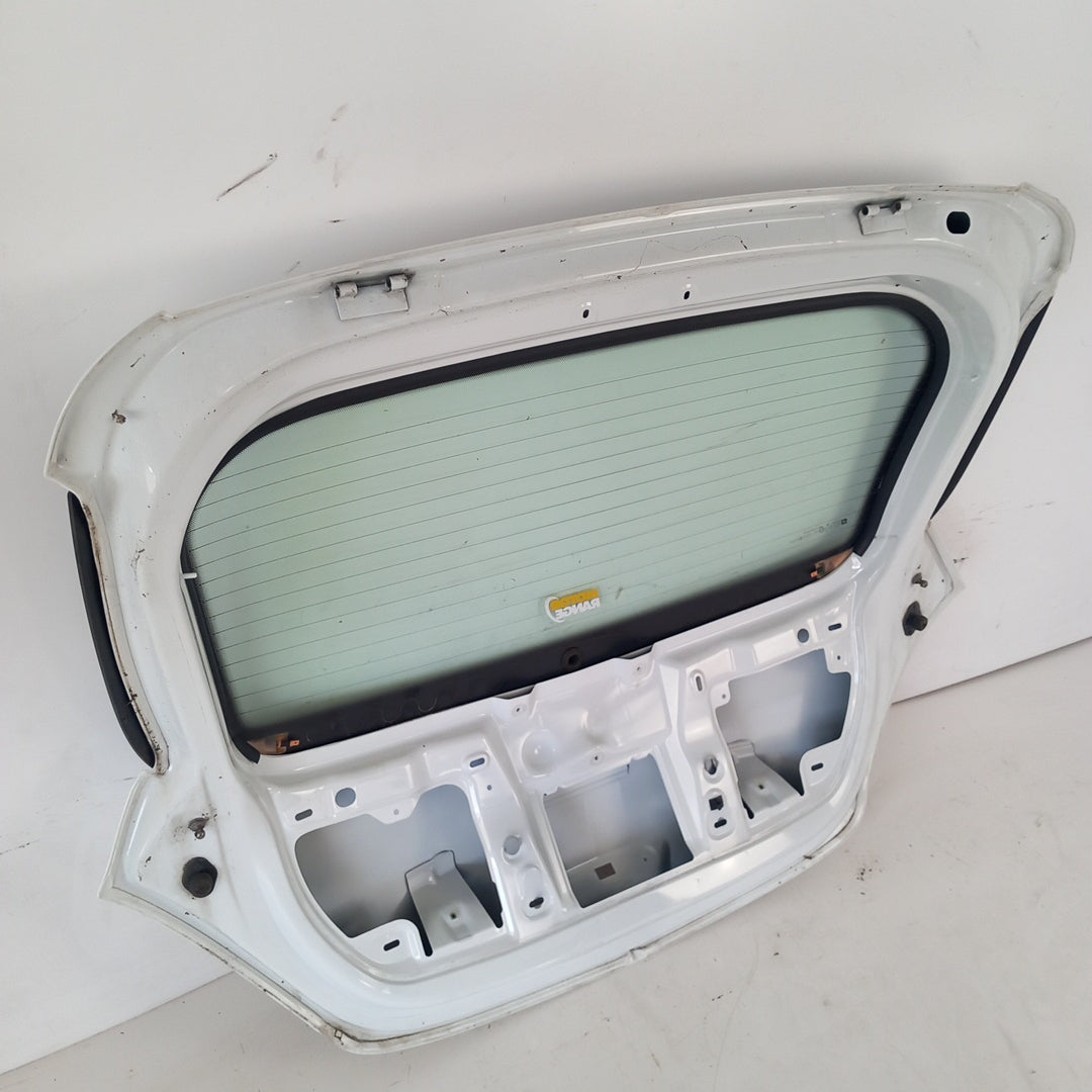 Капак багажник пета врата бяла Z474 бяло Facelift Opel Corsa D 3 врати