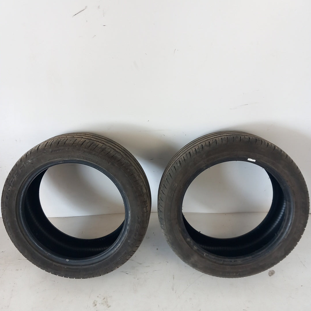 Комплект 16" цола 2 броя летни гуми COOPER Zeon CS8 215/45R16 90V EXTRA LOAD Opel Corsa D