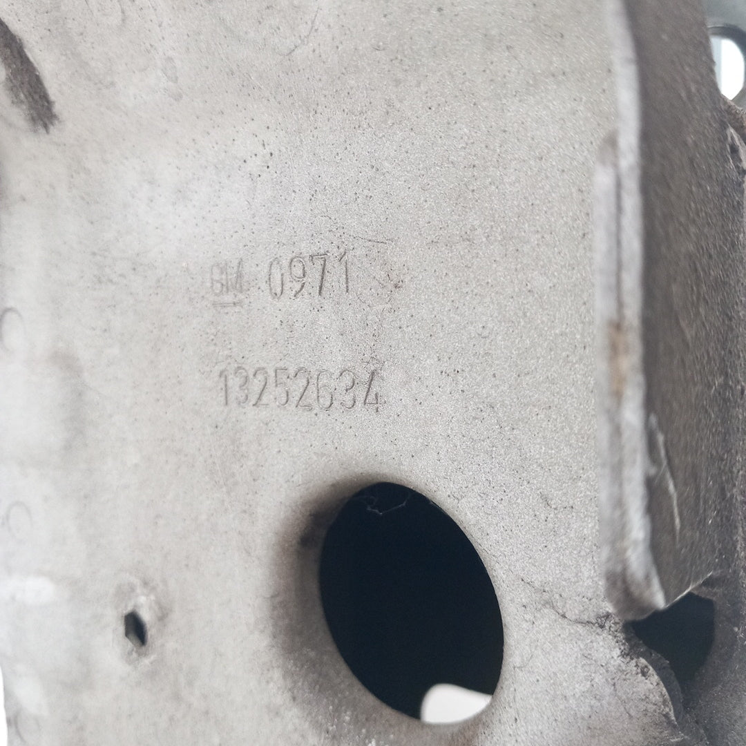 Рог преден ляв Opel Astra J