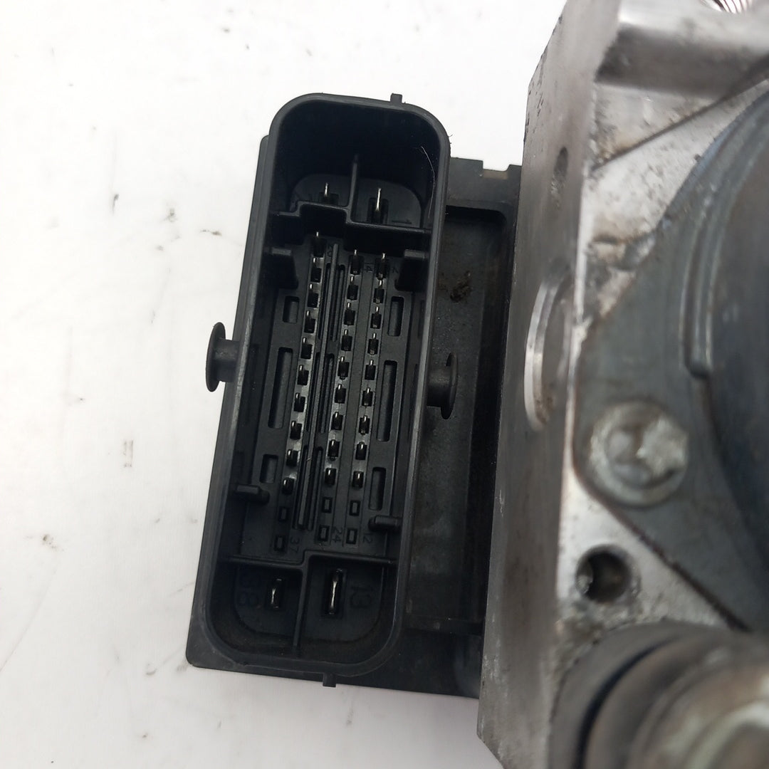 АБС блок помпа ABS Dacia Duster I HS 1,5 dCi K9KJ896