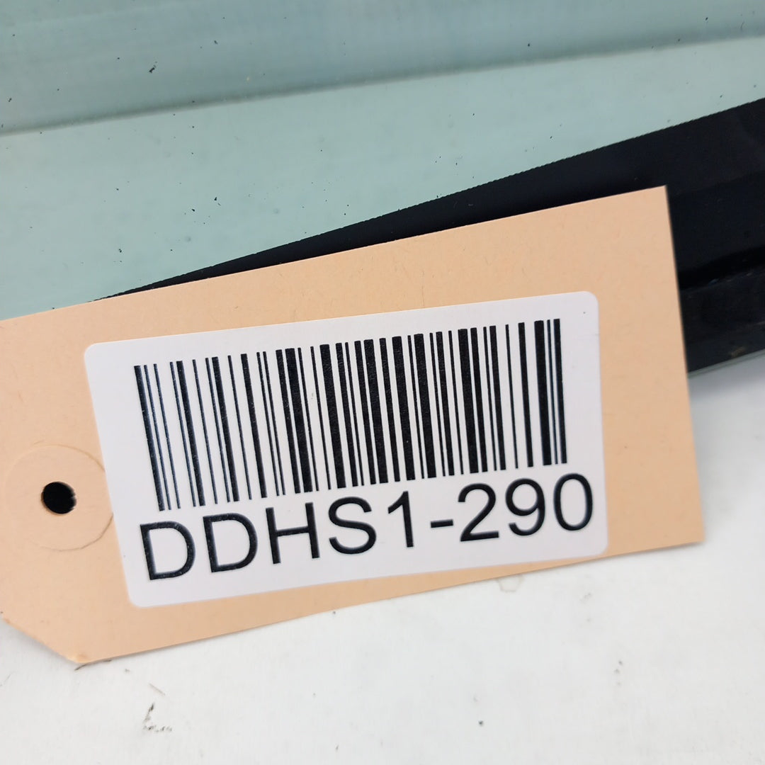 Стъкло фиксирано задна дясна стена Dacia Duster I HS