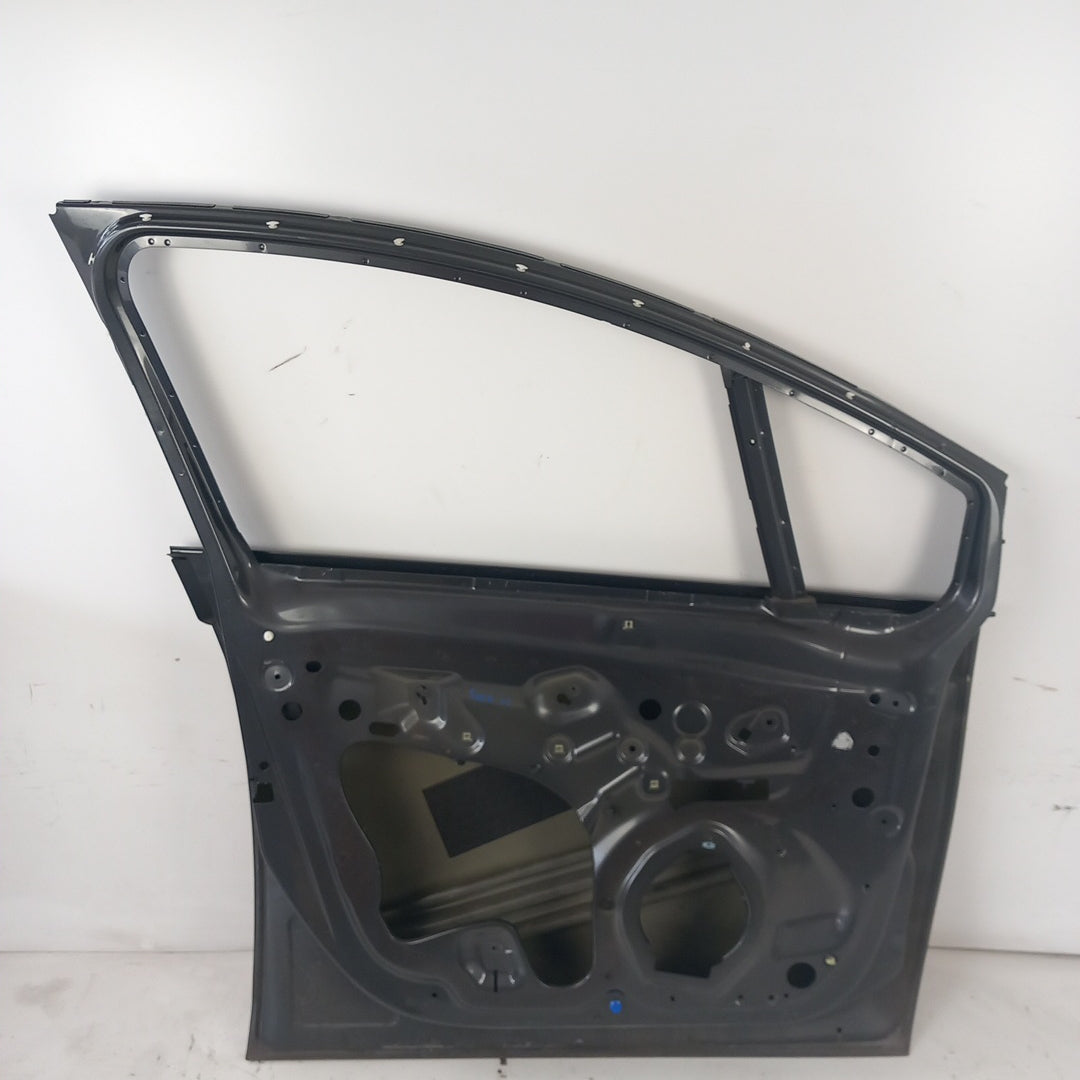 Врата предна лява Z177 Karbongrau Opel Meriva B