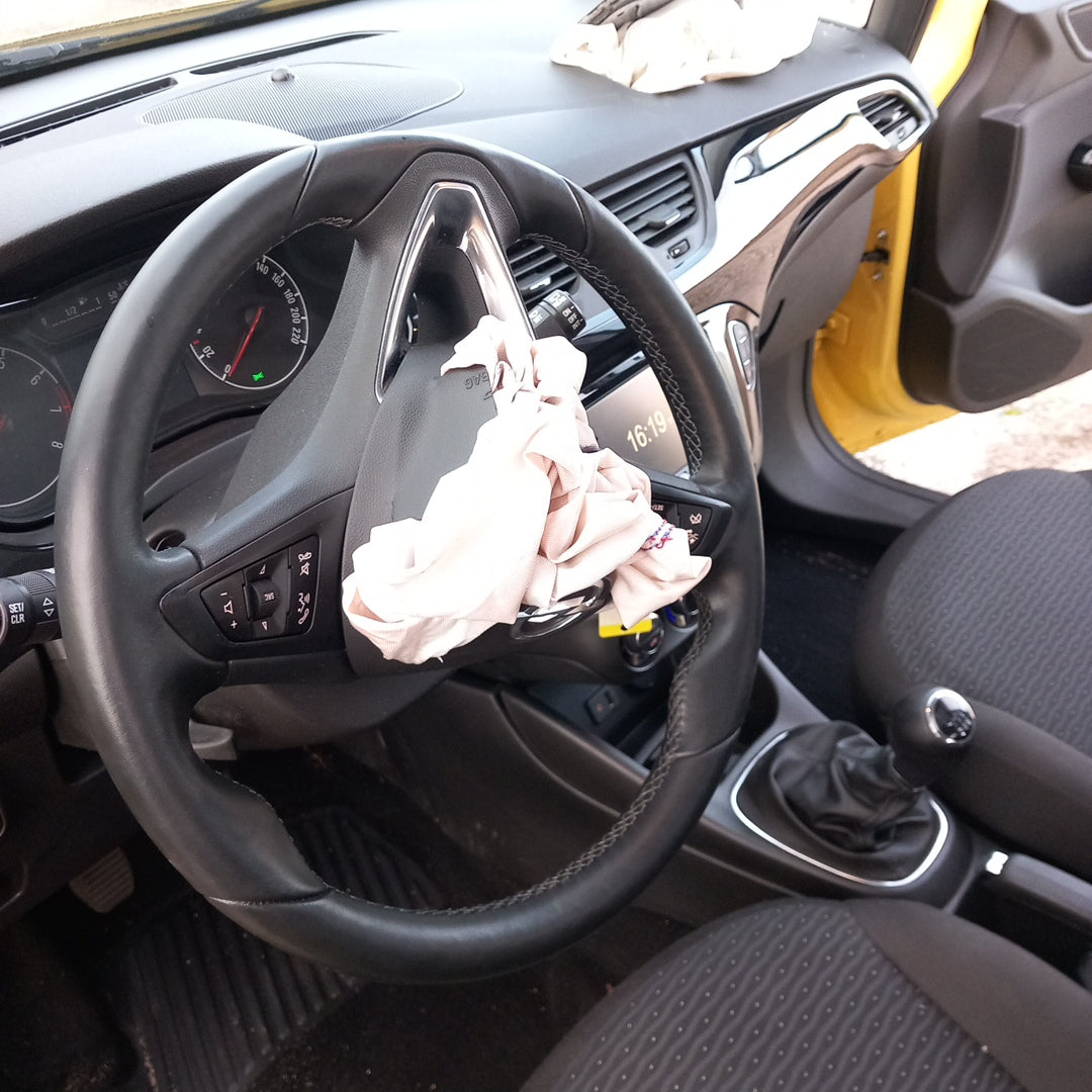 Opel Corsa E yellow 1,4 turbo 101 кс B14NEJ 2015 г./ X1501 снимки