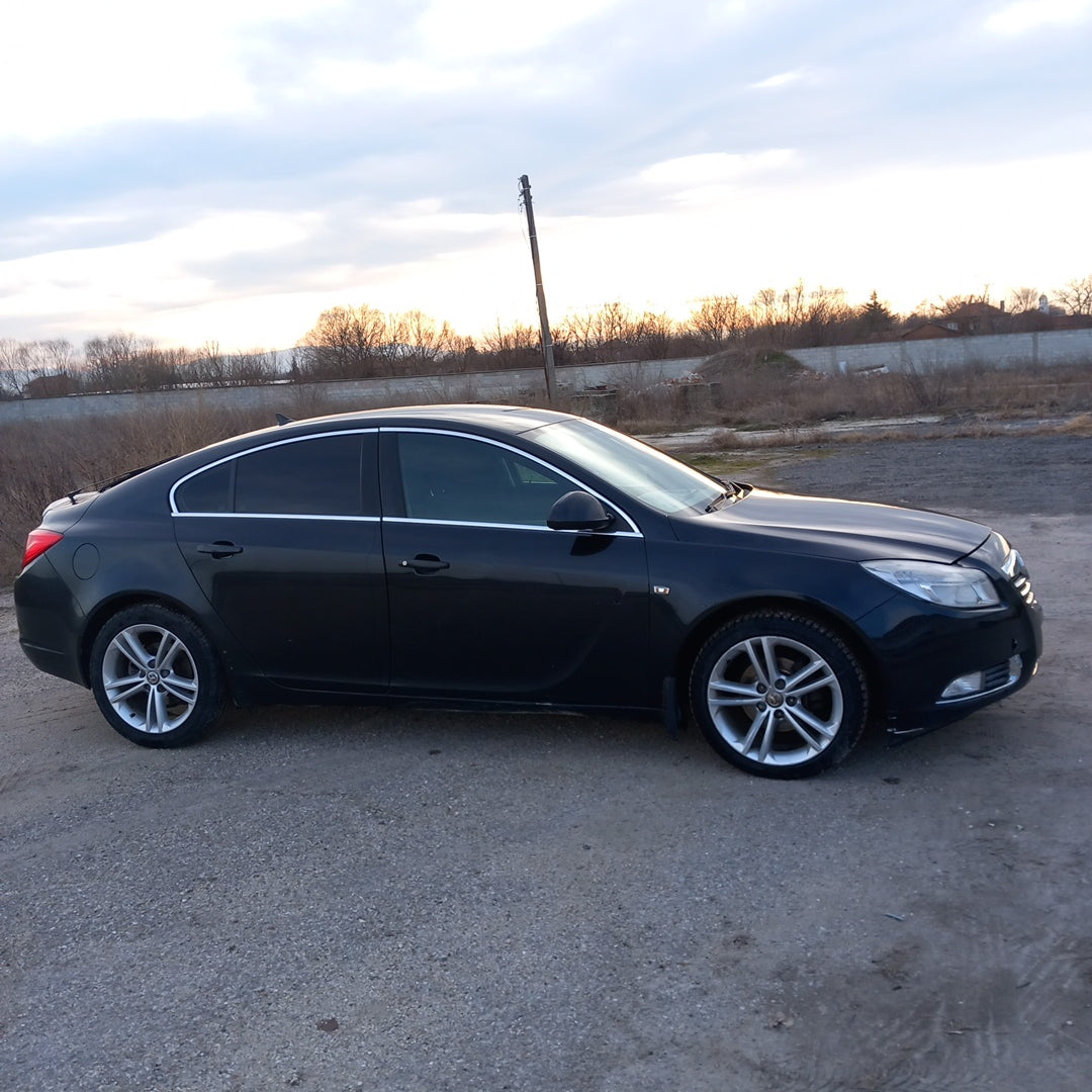 Opel Insignia A 2,0 CDTI A20DTH graphitе 2011 / G0912 снимки