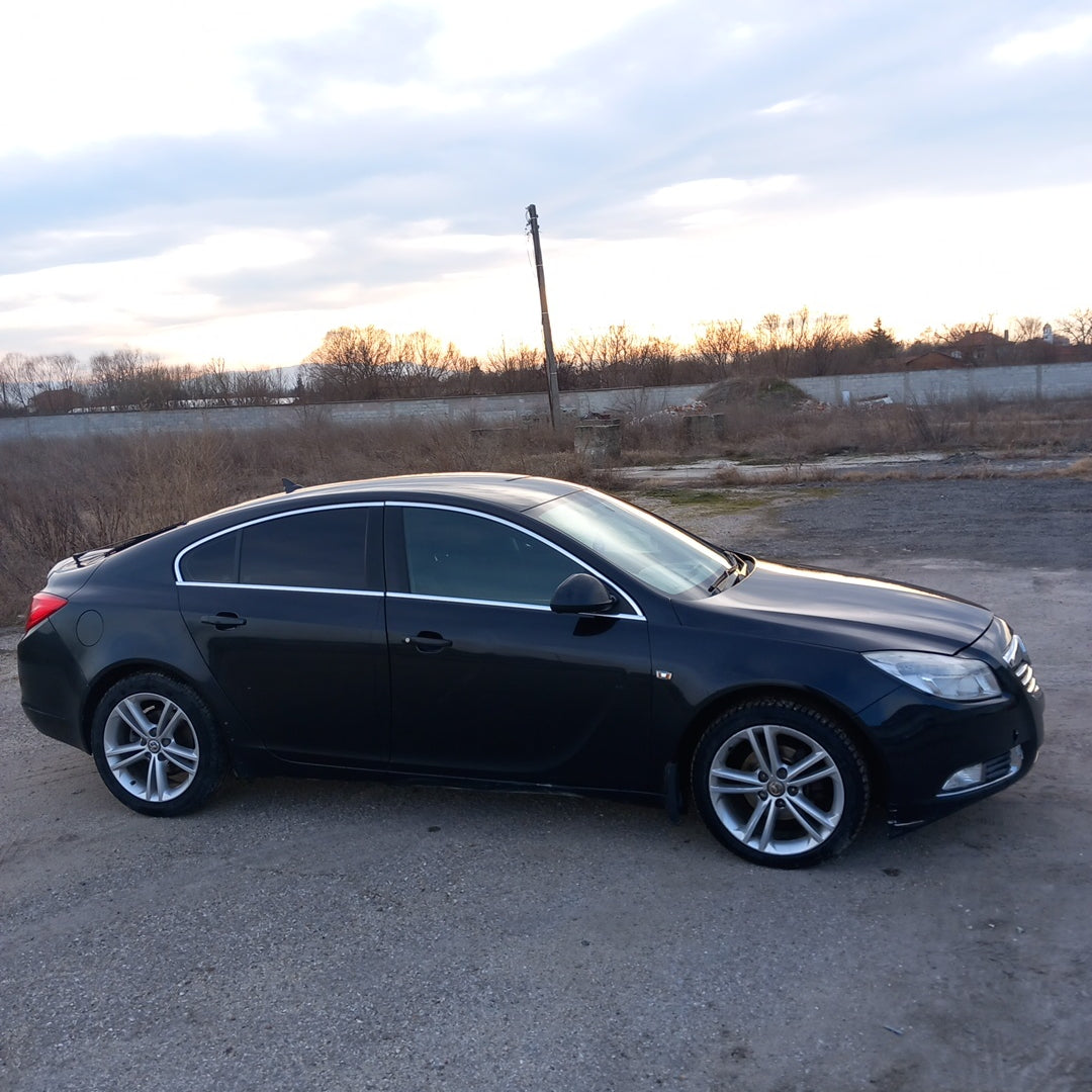 Opel Insignia A 2,0 CDTI A20DTH graphitе 2011 / G0912 снимки