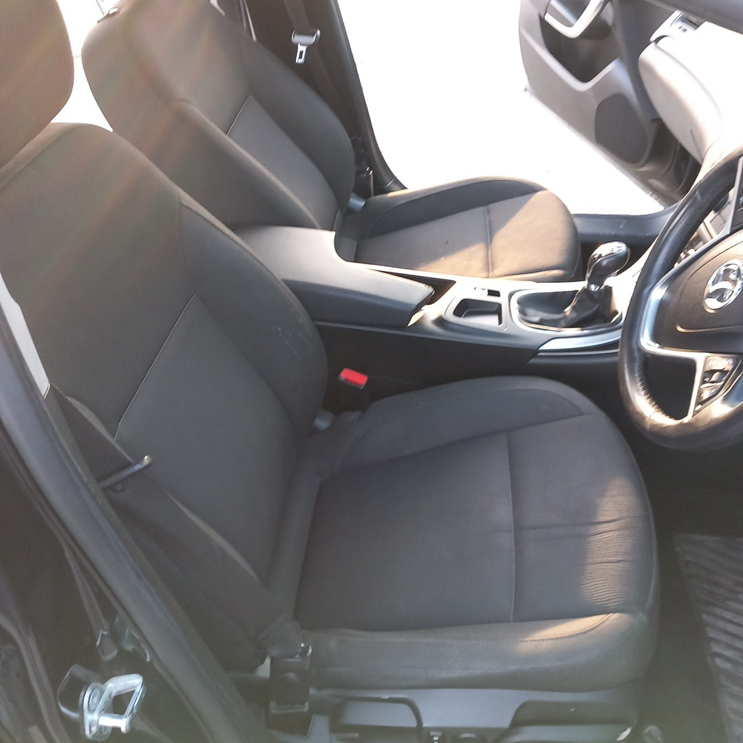 Opel Insignia A 2,0 CDTI A20DTH graphitе 2011 / G0912 снимки