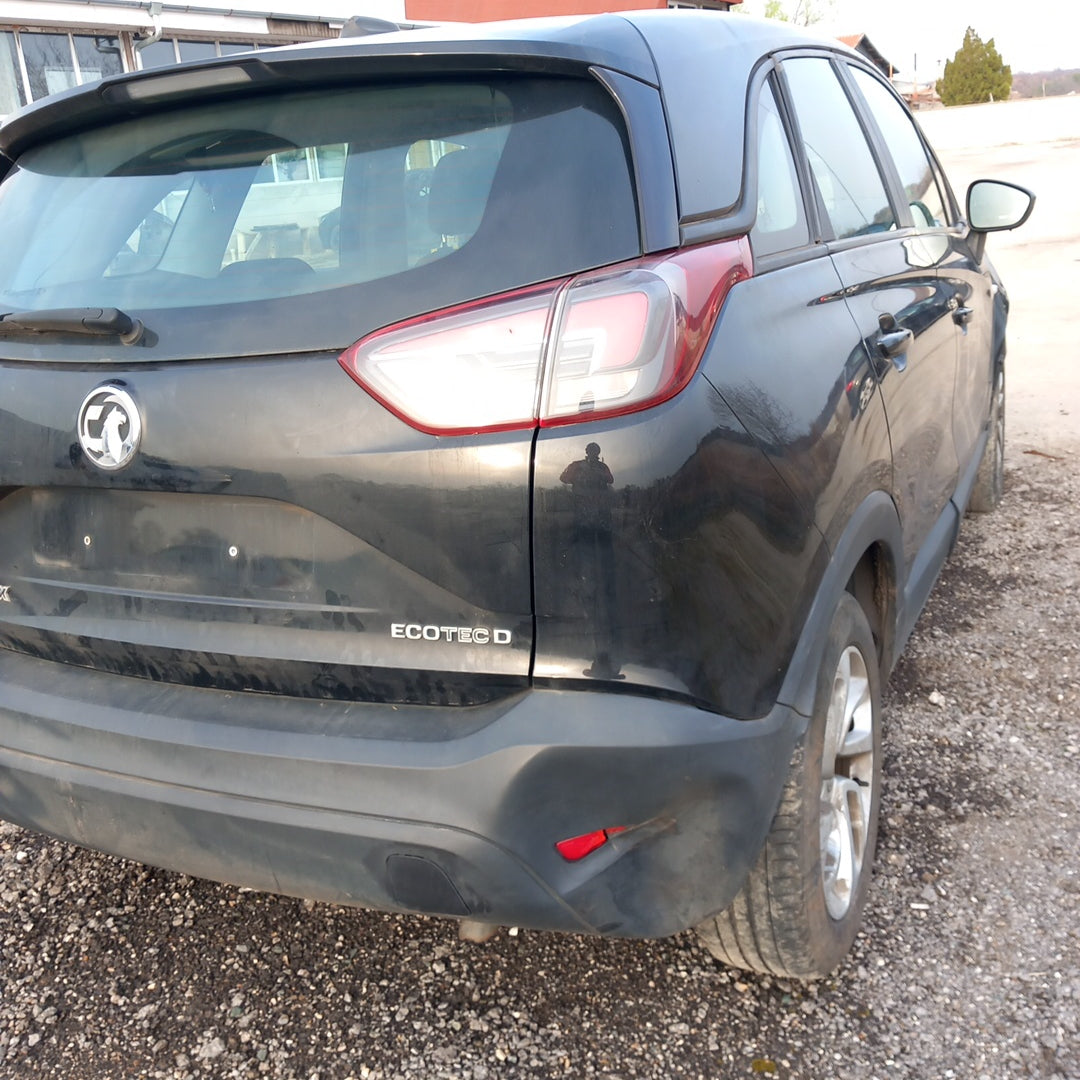 Opel Crossland X 1,6 CDTI B16DT 2017 снимки / P1701