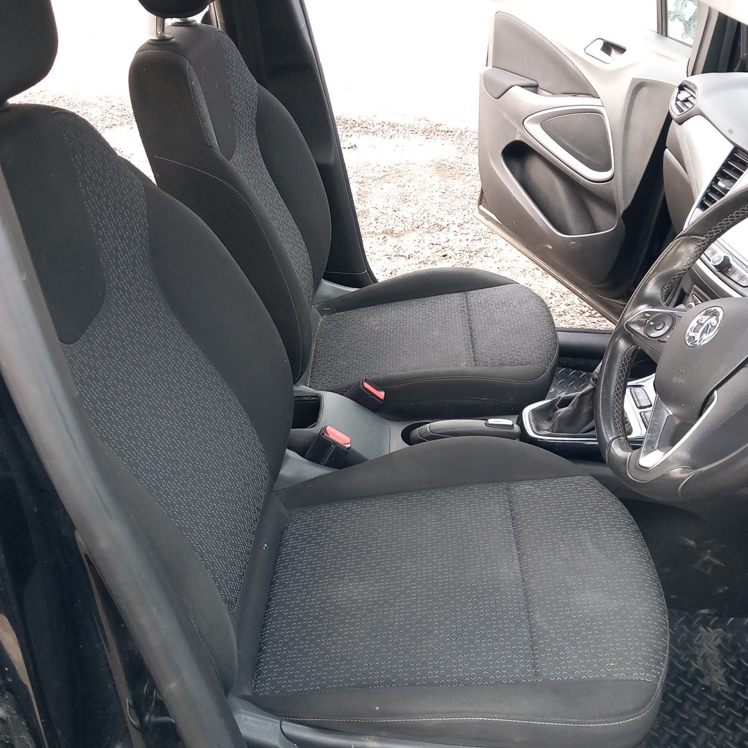 Opel Crossland X 1,6 CDTI B16DT 2017 снимки / P1701