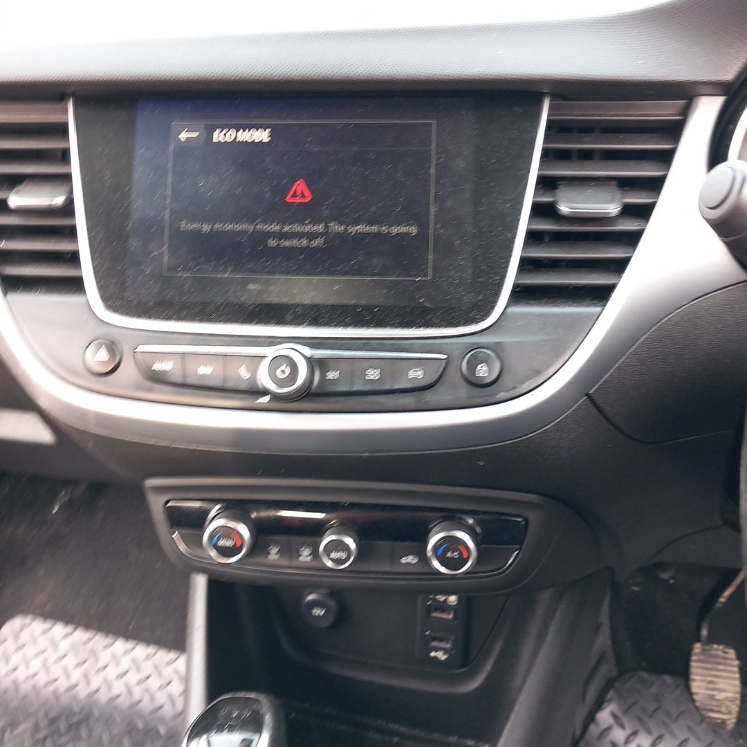 Opel Crossland X 1,6 CDTI B16DT 2017 снимки / P1701