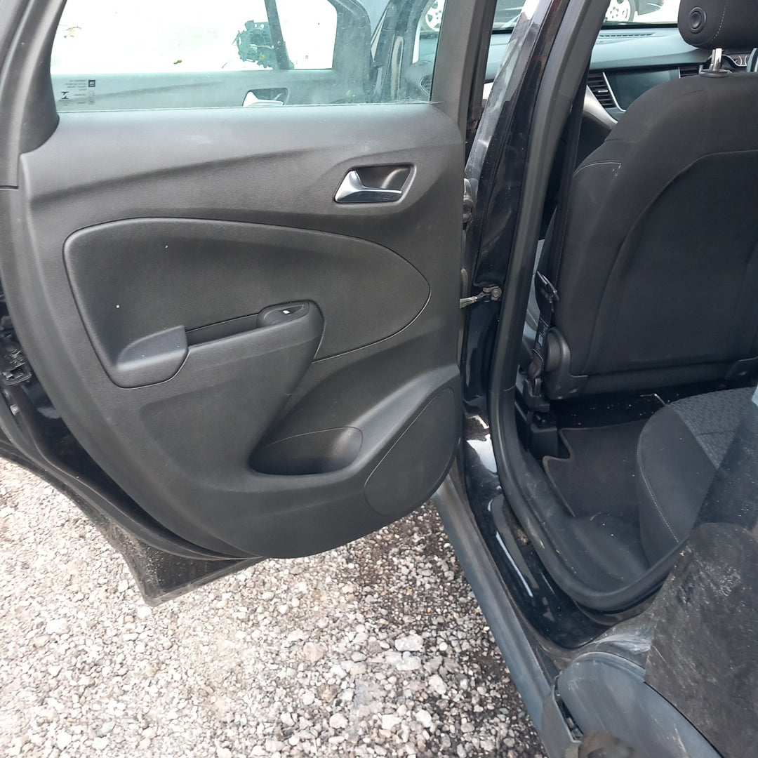 Opel Crossland X 1,6 CDTI B16DT 2017 снимки / P1701