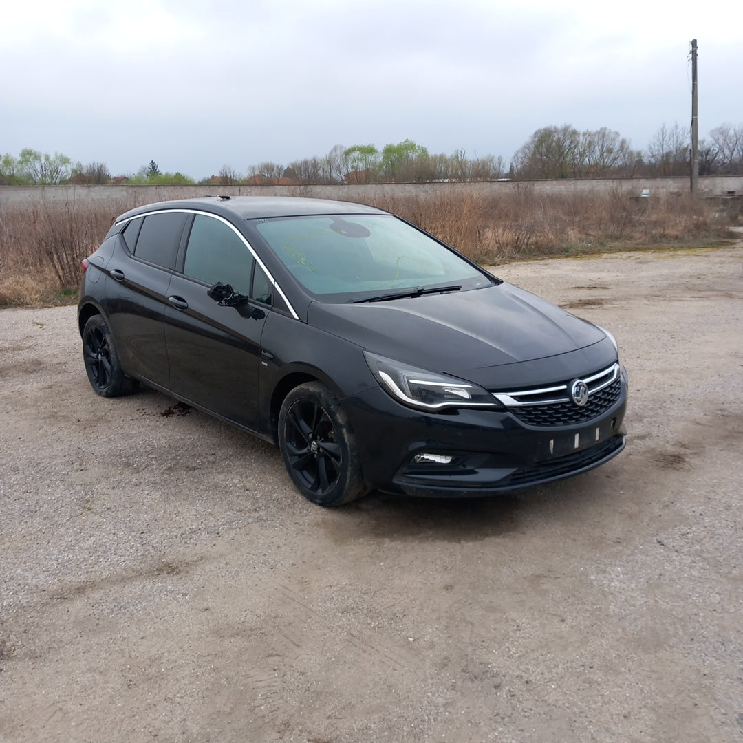 Opel Astra K 5-door 1,4 Turbo B14XFT 2015 снимки/ B1601