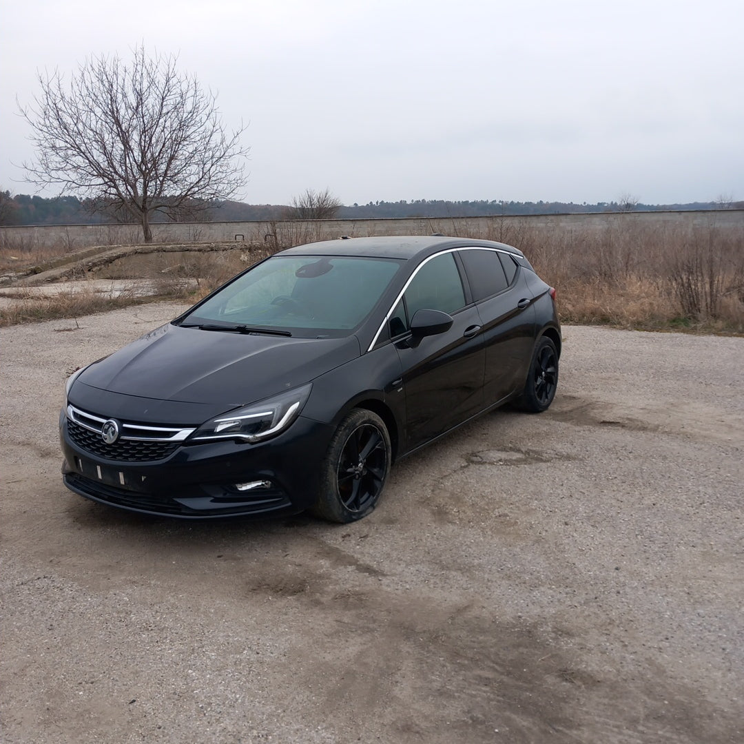 Opel Astra K 5-door 1,4 Turbo B14XFT 2015 снимки/ B1601