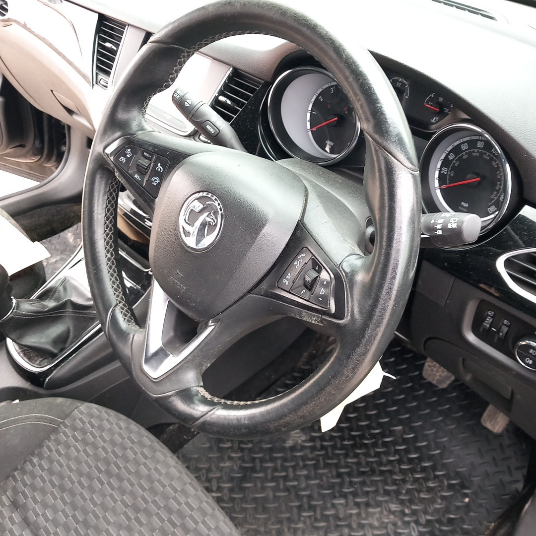 Opel Astra K 5-door 1,4 Turbo B14XFT 2015 снимки/ B1601