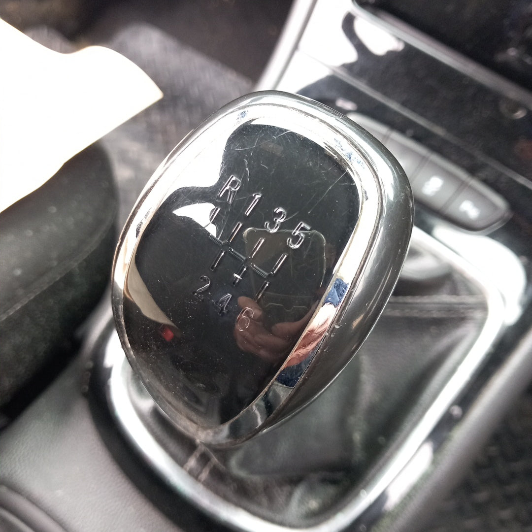 Opel Astra K 5-door 1,4 Turbo B14XFT 2015 снимки/ B1601