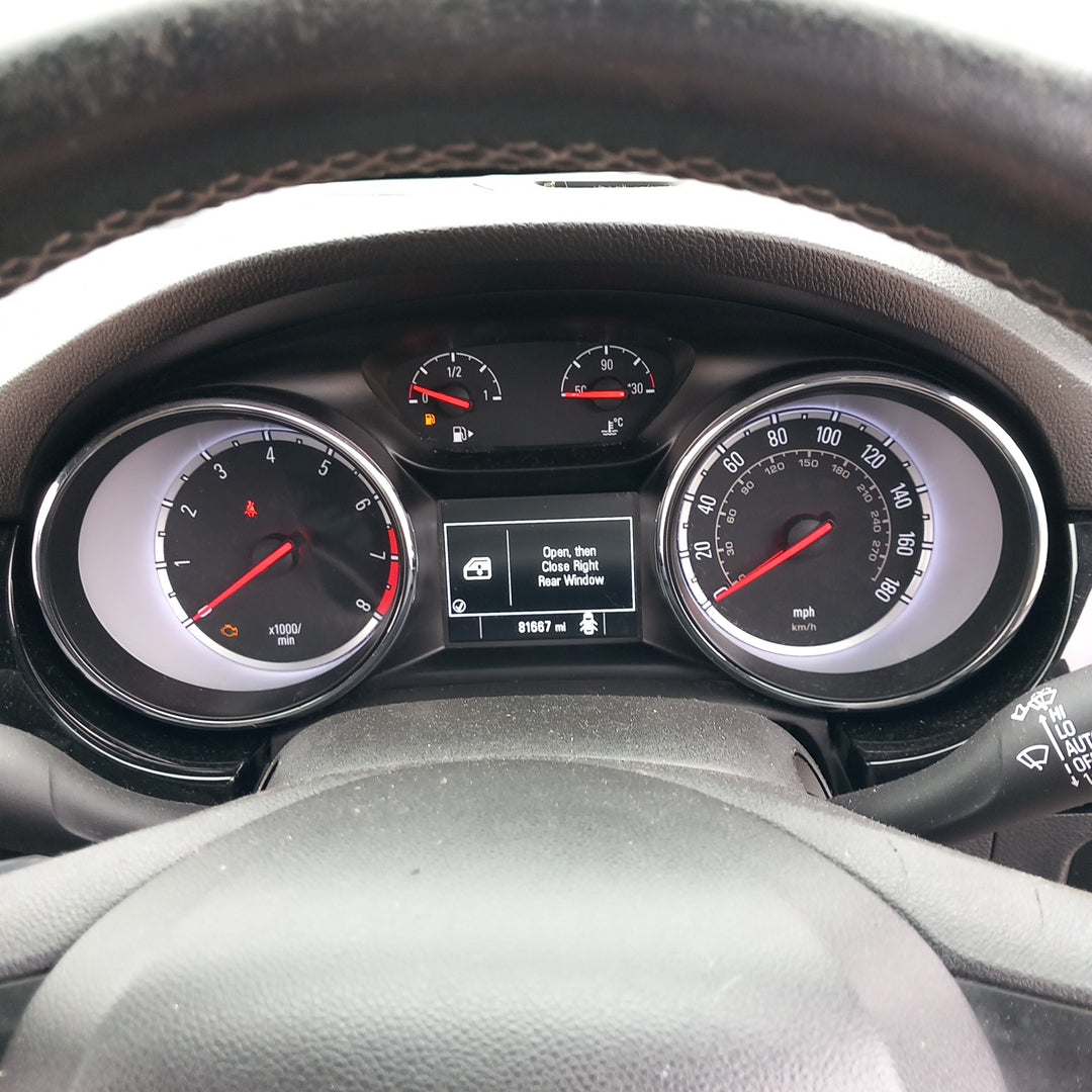 Opel Astra K 5-door 1,4 Turbo B14XFT 2015 снимки/ B1601