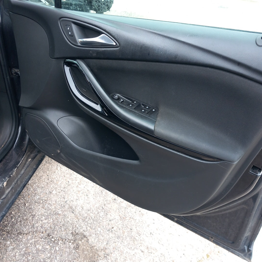 Opel Astra K 5-door 1,4 Turbo B14XFT 2015 снимки/ B1601