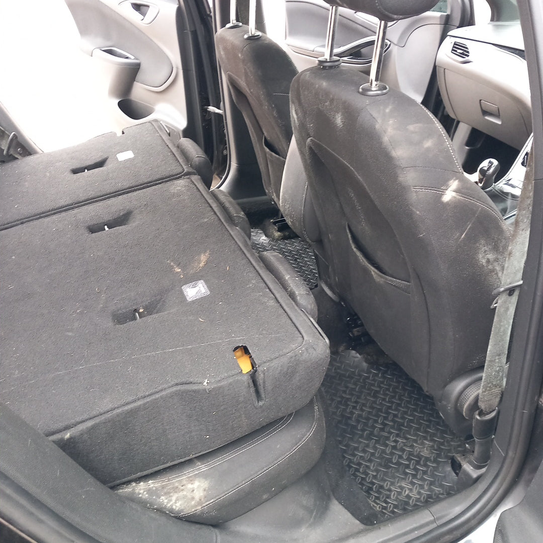 Opel Astra K 5-door 1,4 Turbo B14XFT 2015 снимки/ B1601