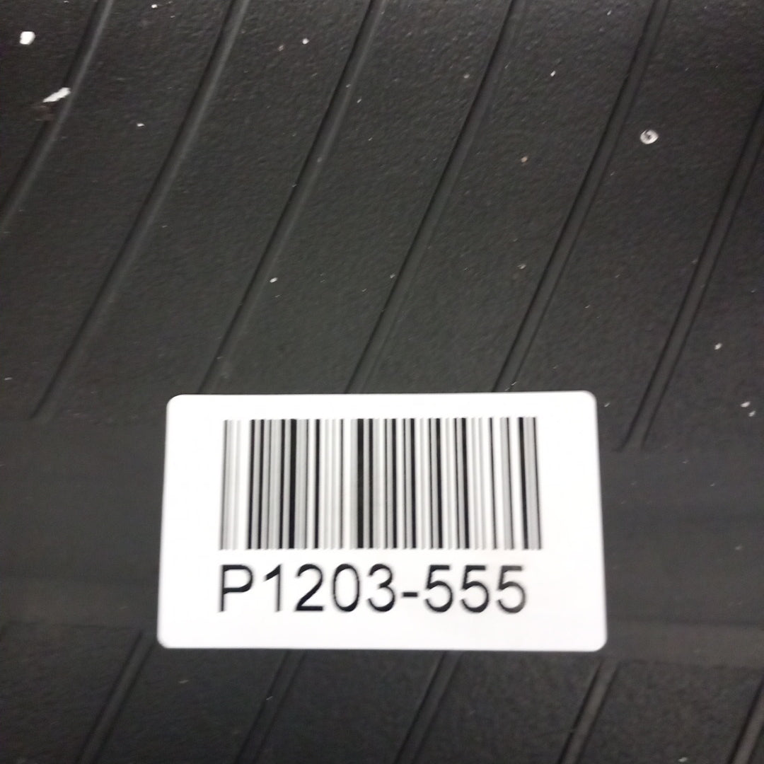 Комплект 17" цола 2 броя летни гуми 225/55ZR17 98W Landsail