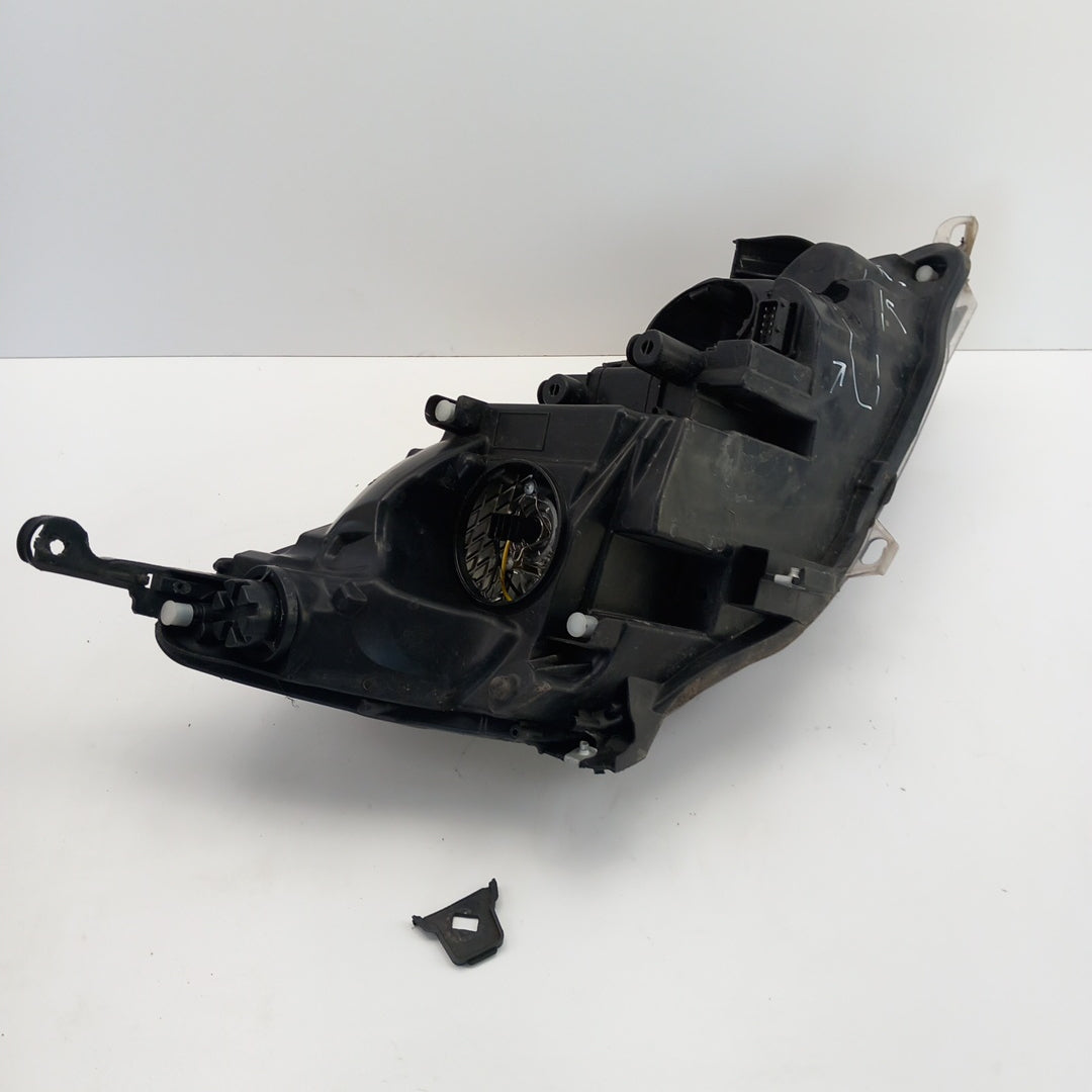 Фар ляв RHD schwarz nicht original Opel Astra J