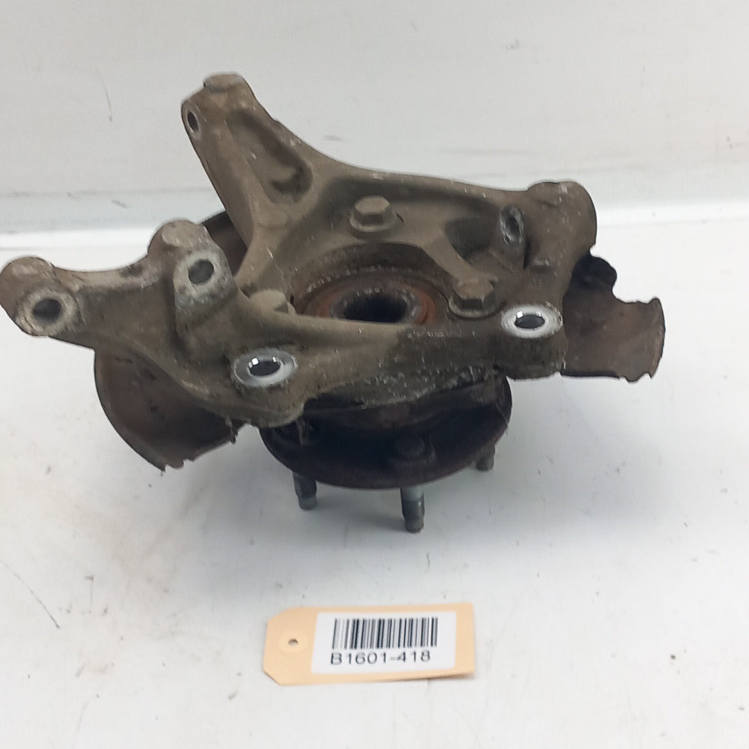 Шенкел с главина преден десен Opel Astra K 5-врати 1,4 Turbo B14XFT