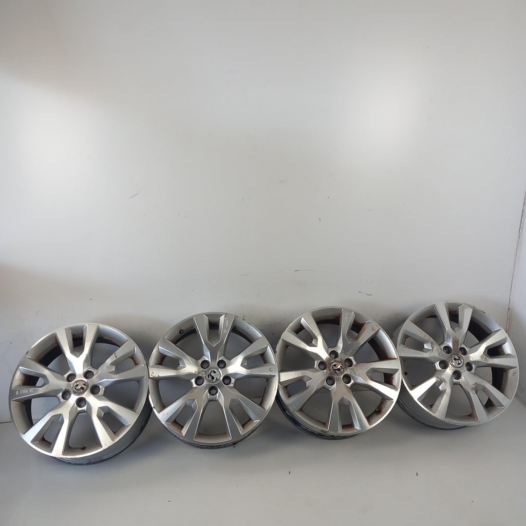 Джанти алуминиеви комплект 19" цола 7J 45ET 5x115 Opel Antara