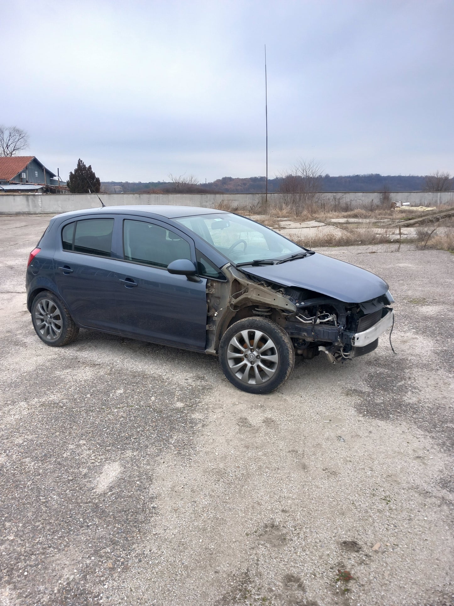 Opel Corsa D 1,2 A12XER metro blue 4/5 doors 2010 / S0721 снимки