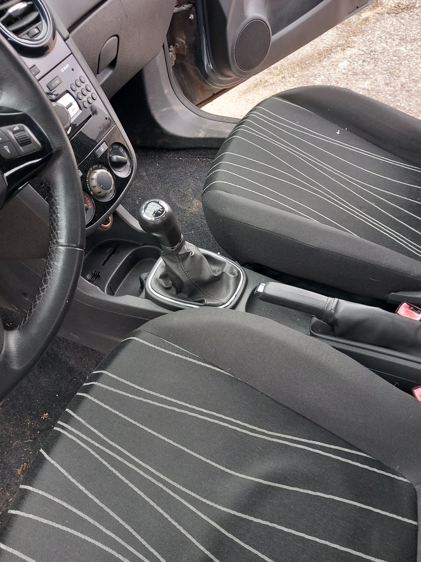 Opel Corsa D 1,2 A12XER metro blue 4/5 doors 2010 / S0721 снимки