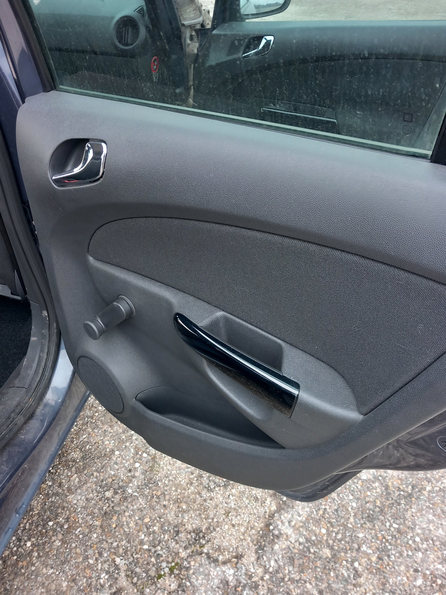 Opel Corsa D 1,2 A12XER metro blue 4/5 doors 2010 / S0721 снимки