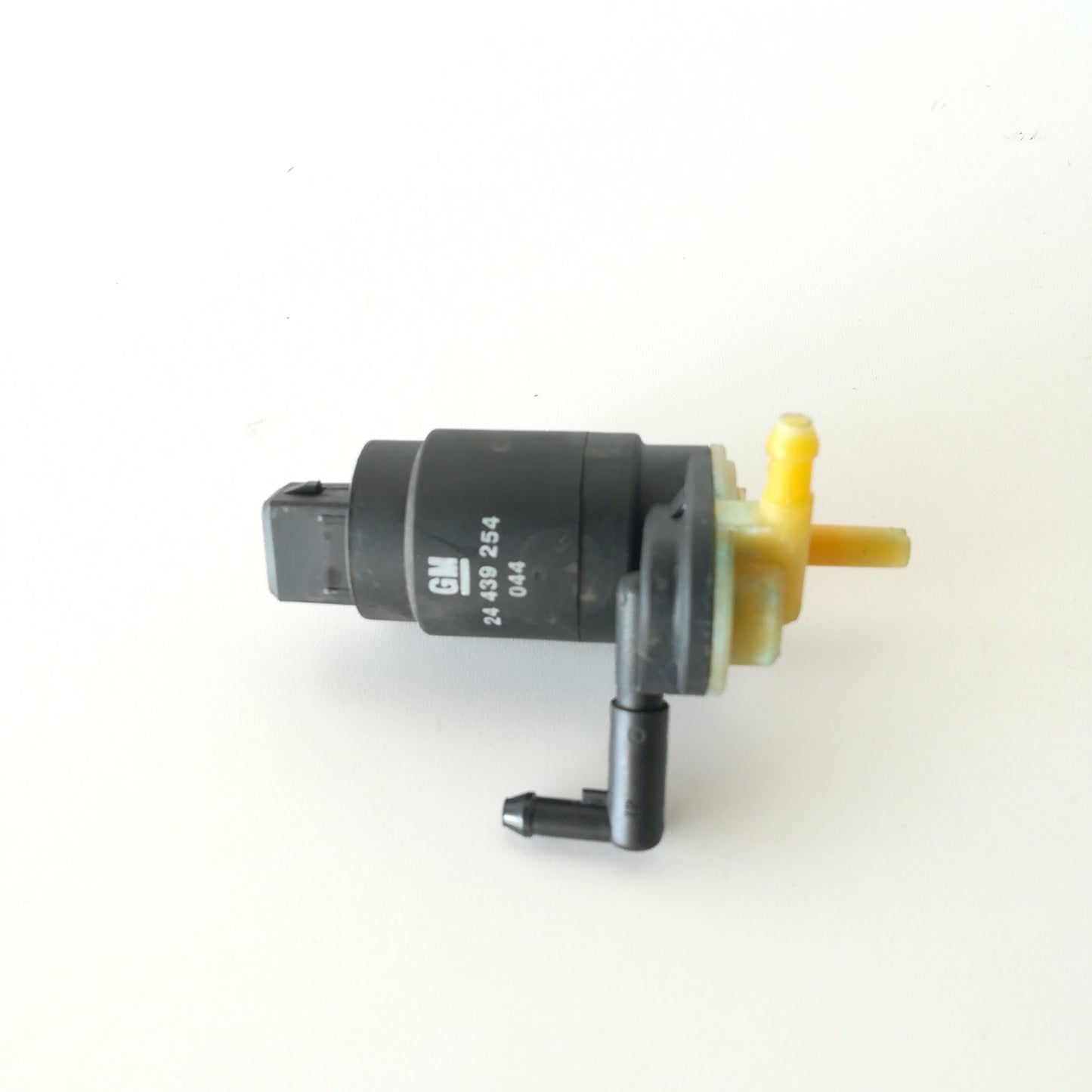 Помпа течност казанче чистачки Opel Meriva A