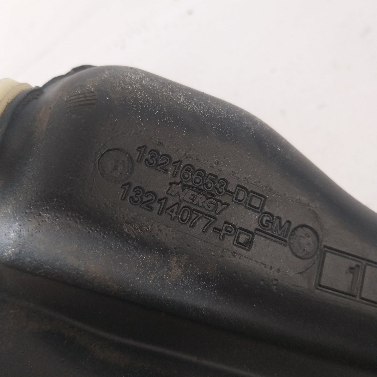 Гърловина пълнене резервоар Z12XEP Opel Corsa D 1.2