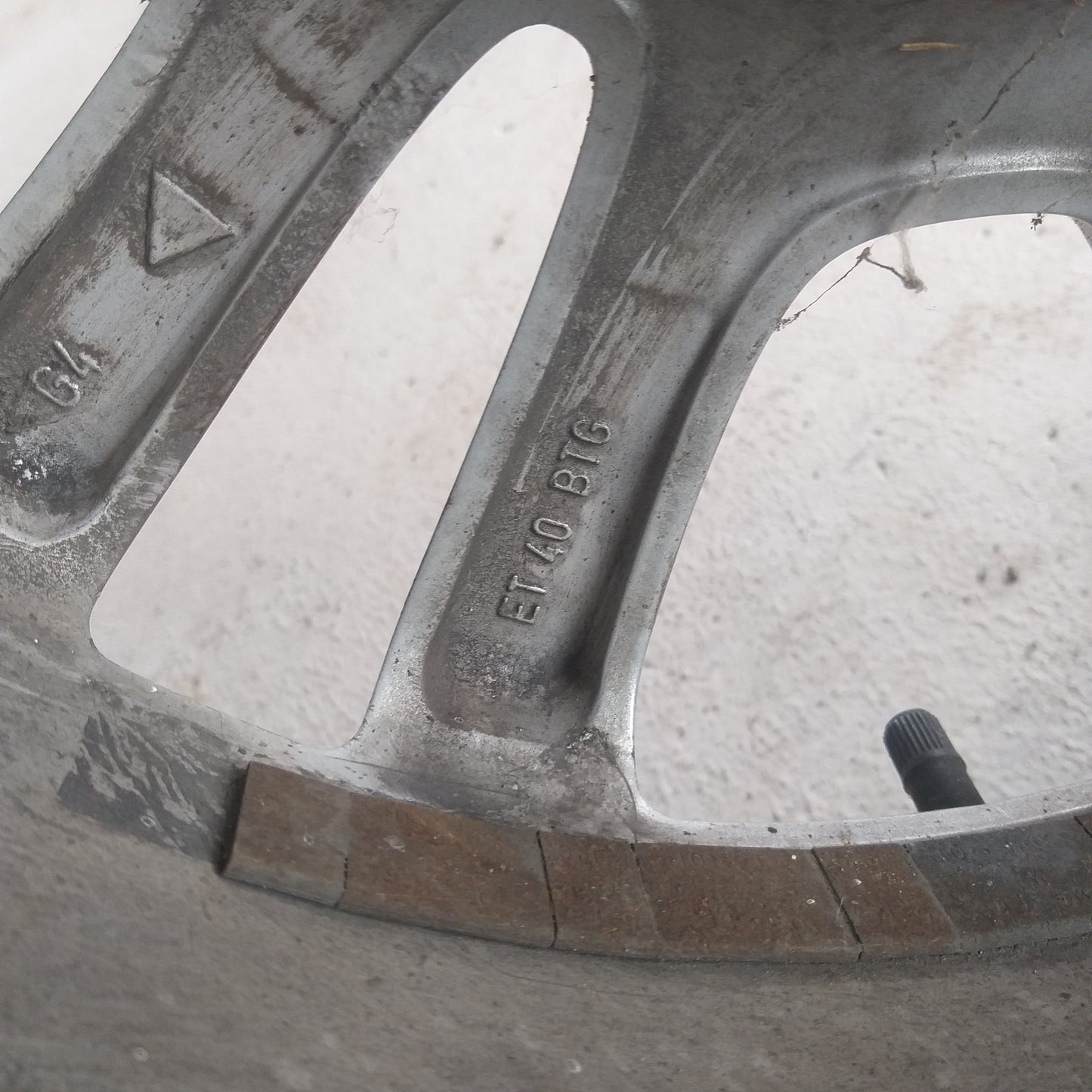 Комплект 16" цола aлуминиеви джанти с гуми 6Jx16H2 ET40 4x100 Opel Corsa D