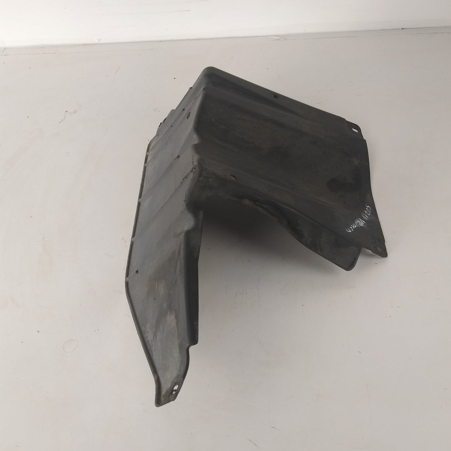 Кора долна дясна двигател Opel Corsa D