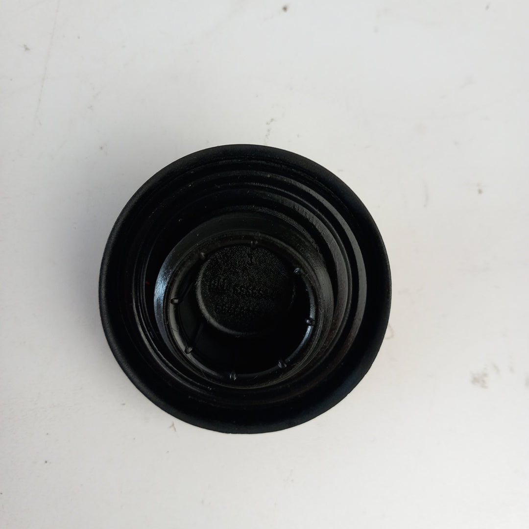 Капачка гърловина масло двигател Opel Astra J 2,0 CDTI