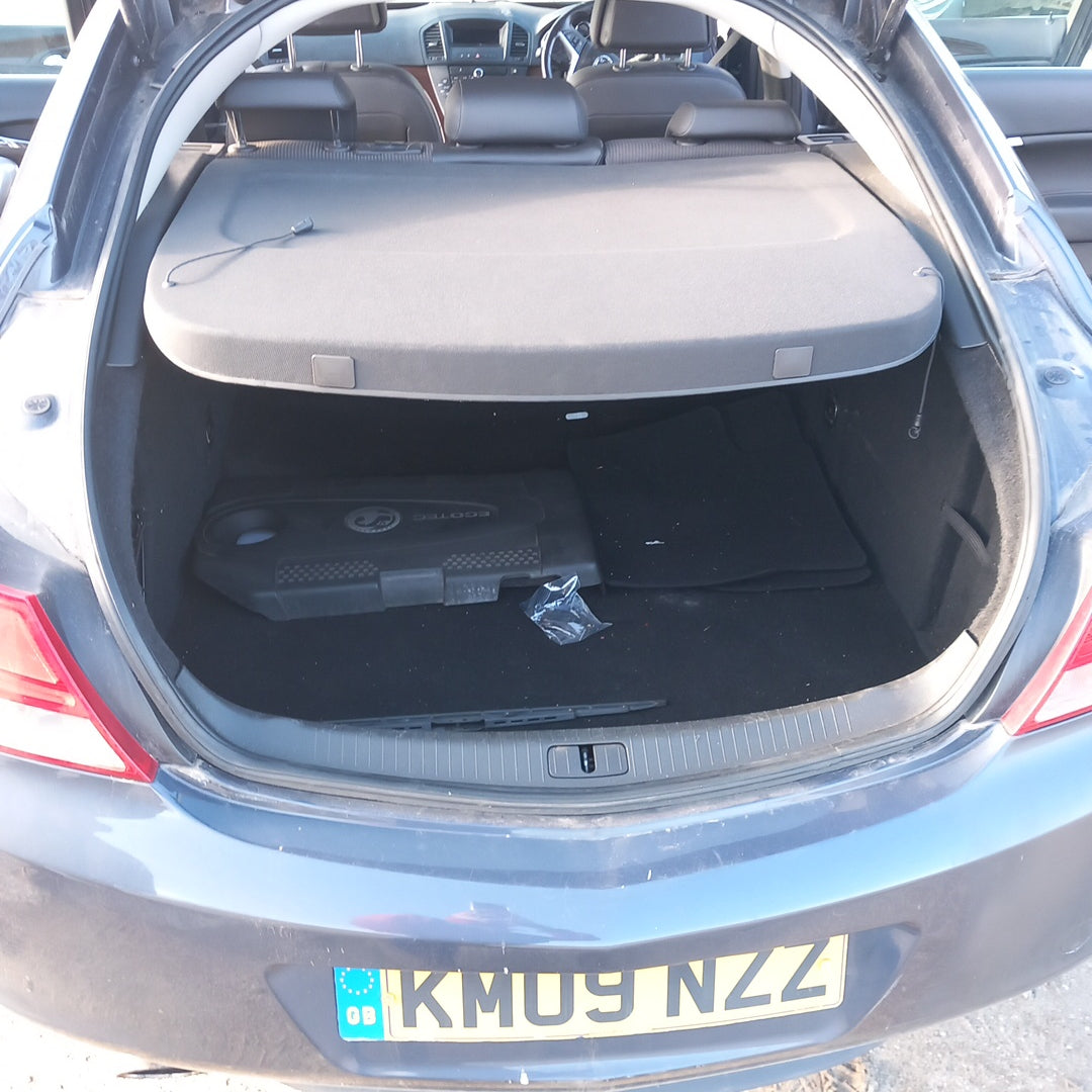 Opel Insignia A 2,0 CDTI A20DTJ blue 2009 / G0908 снимки