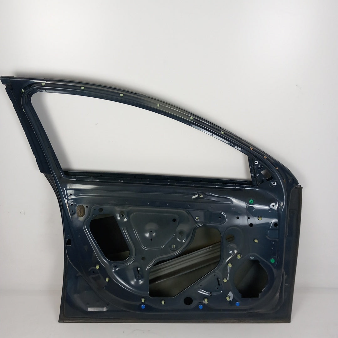 Предна лява врата Z168 Metro Blue Opel Insignia A