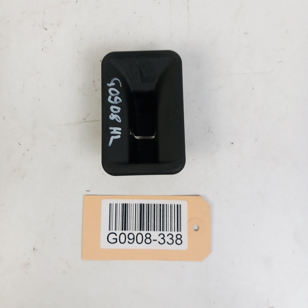 Капачка задна седалка Isofix Opel Insignia A