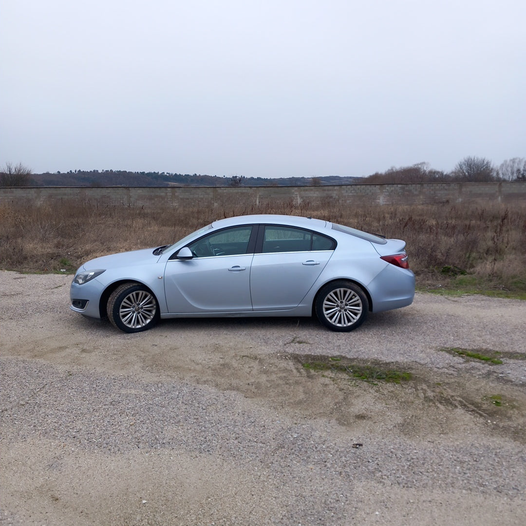 Opel Insignia A Facelift 2,0 CDTI A20DTE Silver 2015 / G0910 снимки