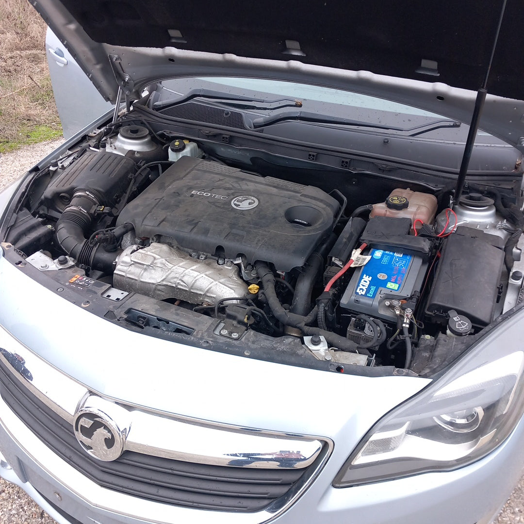 Opel Insignia A Facelift 2,0 CDTI A20DTE Silver 2015 / G0910 снимки