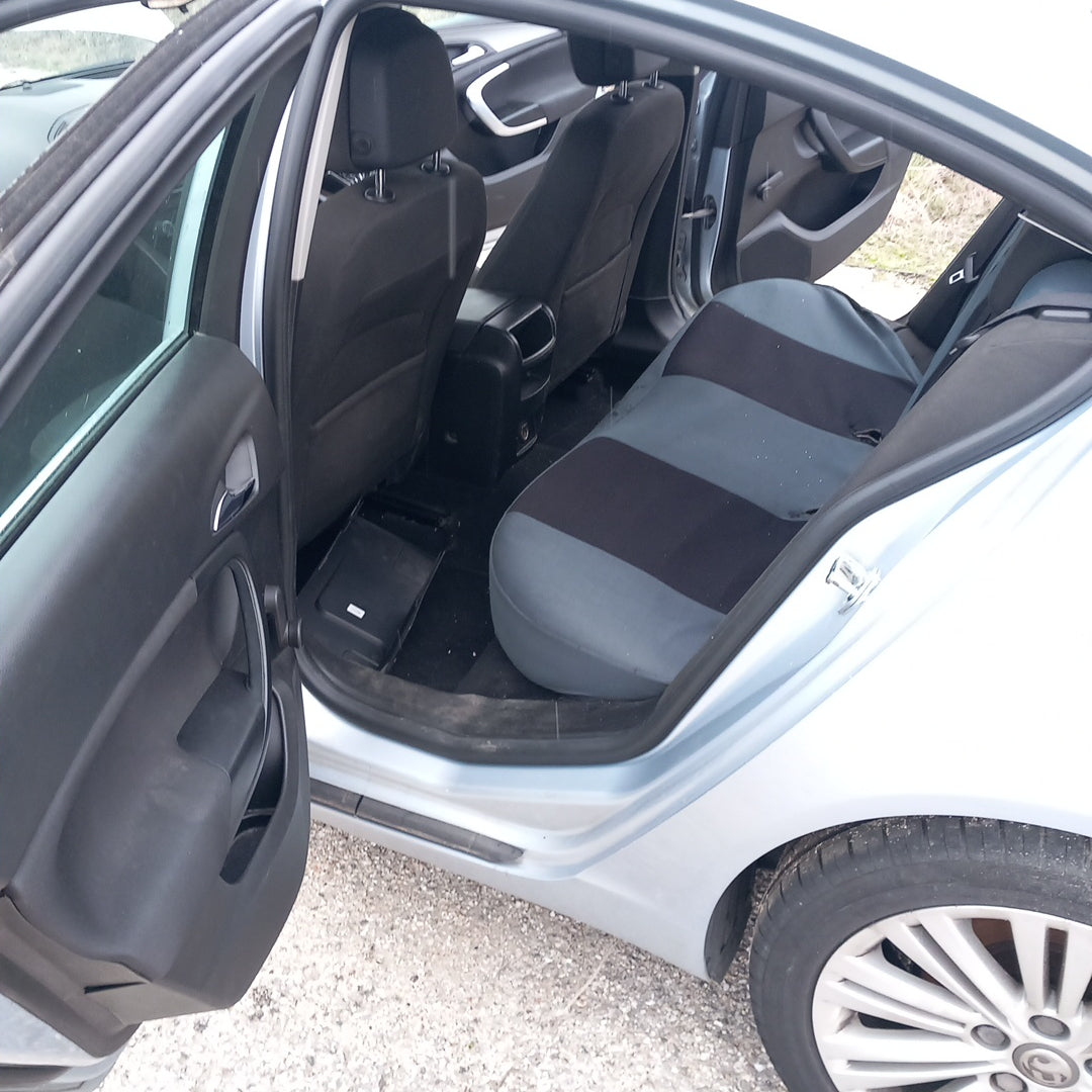 Opel Insignia A Facelift 2,0 CDTI A20DTE Silver 2015 / G0910 снимки