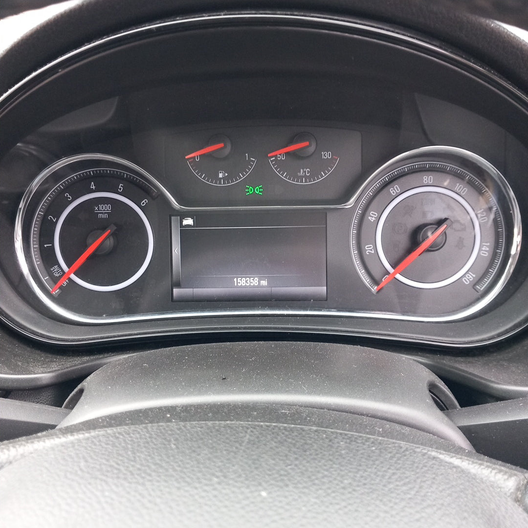 Opel Insignia A Facelift 2,0 CDTI A20DTE Silver 2015 / G0910 снимки
