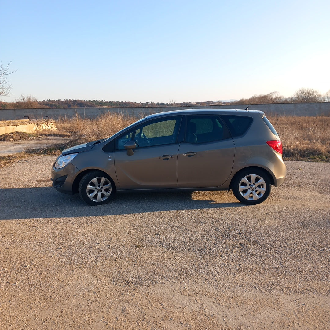 Opel Meriva B 1,7 CDTI A17DTS Brown 2011 / S1008 снимки