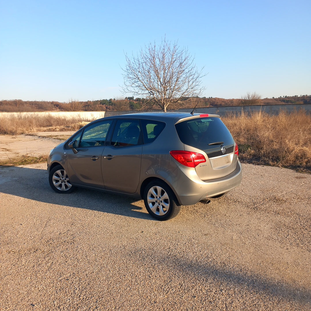 Opel Meriva B 1,7 CDTI A17DTS Brown 2011 / S1008 снимки