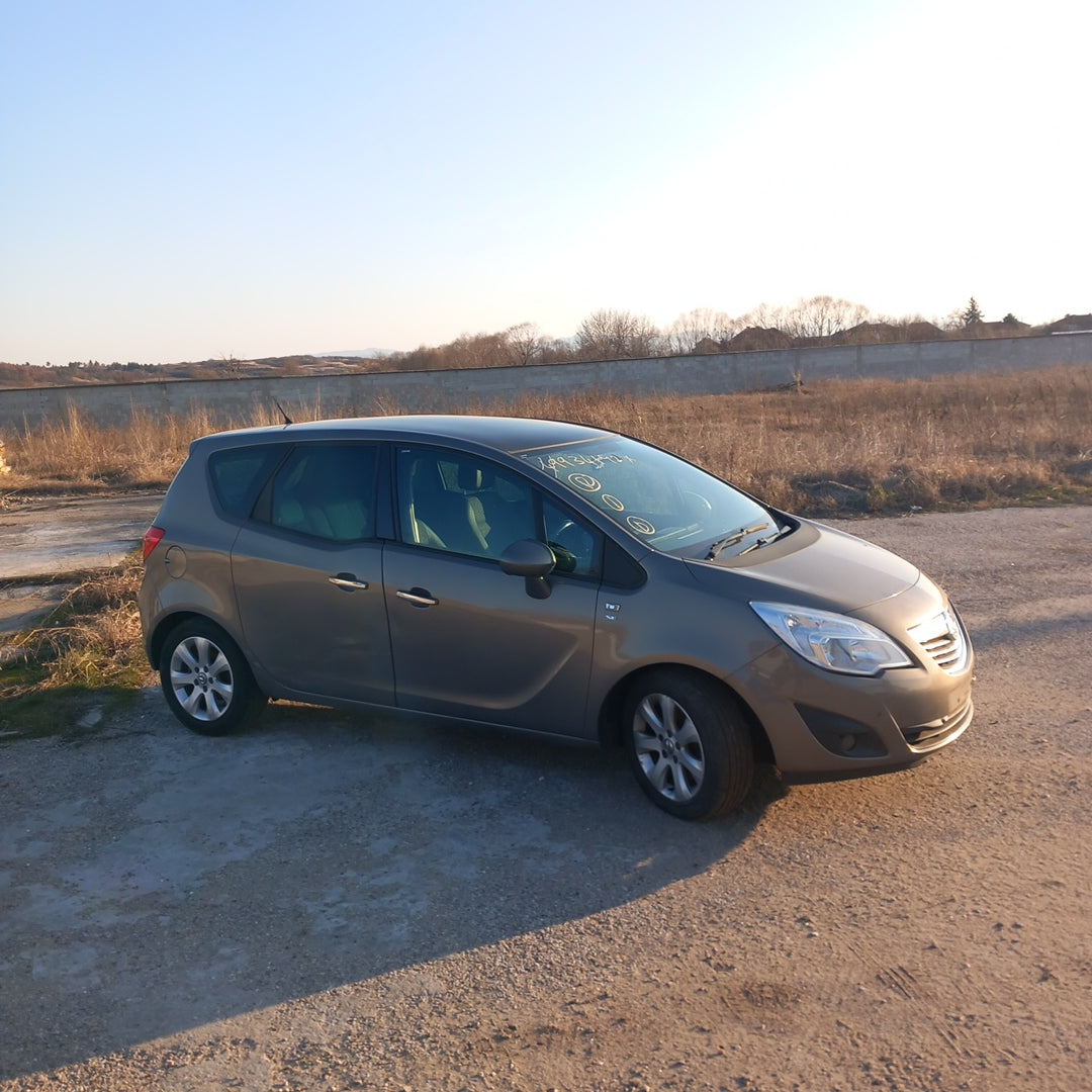 Opel Meriva B 1,7 CDTI A17DTS Brown 2011 / S1008 снимки