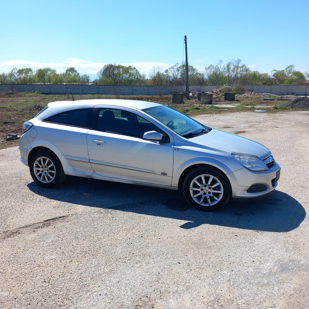 Opel Astra H GTC 1,8 Z18XE Silver / А0421 снимки
