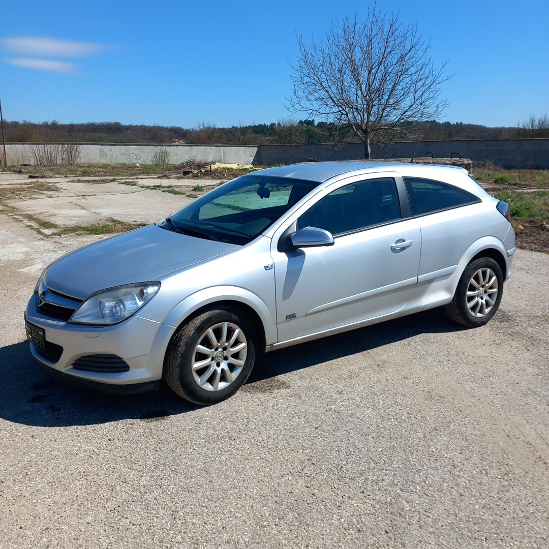 Opel Astra H GTC 1,8 Z18XE Silver / А0421 снимки