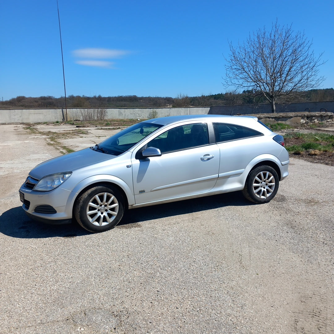 Opel Astra H GTC 1,8 Z18XE Silver / А0421 снимки